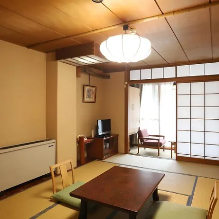 野澤溫泉千人風呂之宿常盤屋 Nozawaonsen Exterior photo