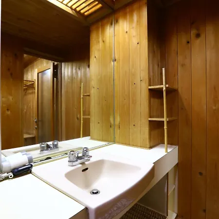 野澤溫泉千人風呂之宿常盤屋 Nozawaonsen Exterior photo