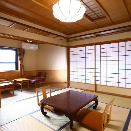 野澤溫泉千人風呂之宿常盤屋 Nozawaonsen Exterior photo